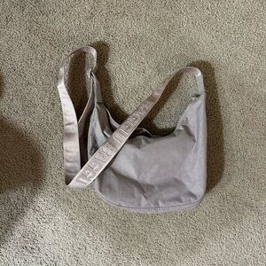 Baggu Medium Crescent Bag (Like-New)